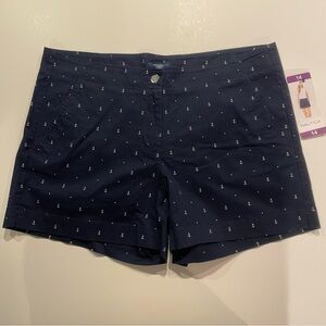 Nautica Navy Seas with White Anchors Design Shorts Size 14 5” inseam 2 Pockets